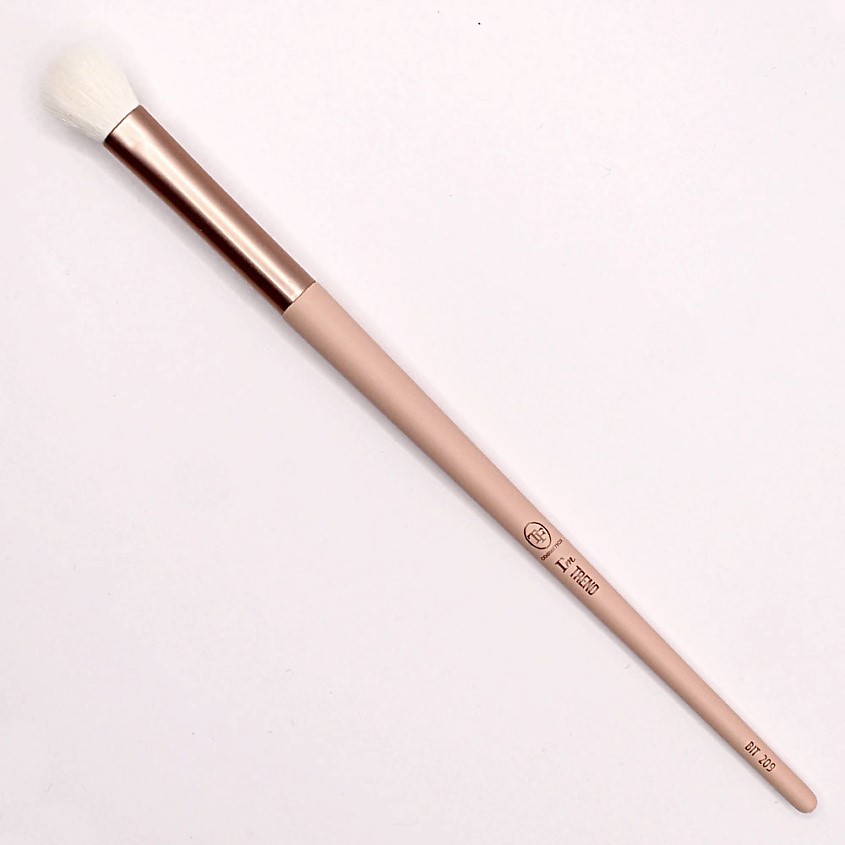 TF Кисть плоская пушистая для нанесения теней I'm TREND, 209